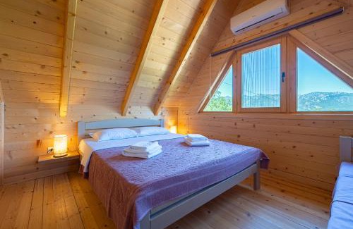Rijeka Crnojevica Casa | Holiday Home MIA