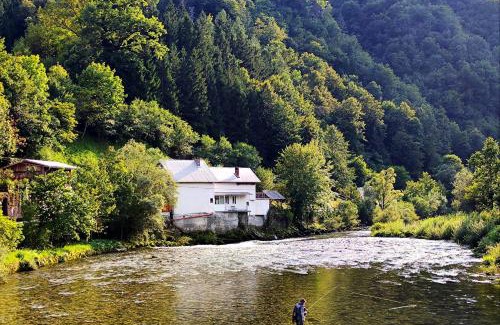 Spodnja Idrija Casa | Holiday Home Mila