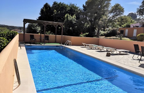 O Rosal Casa | Casa de vacaciones 'Mino Lodge' con vistas a la montaña, piscina compartida y Wi-Fi