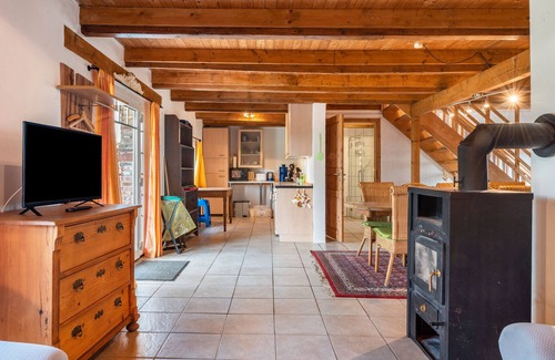 Wangerland Casa | Casa de vacaciones 'Mittelhuus' con terraza privada, jardín privado y Wi-Fi