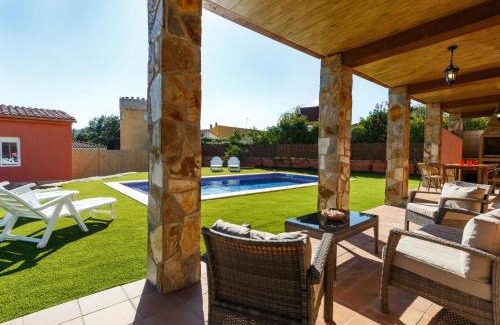 Can Carbonell Casa | Holiday Home Montverde by Interhome
