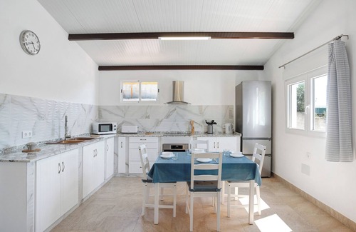 Barbate Casa | Casa de vacaciones "Naranjos" con jardín privado y Wi-Fi