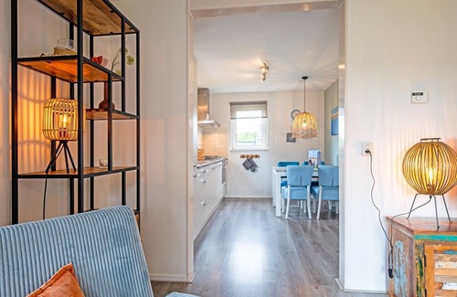 Den Burg Casa | Holiday home near dunes with wellness garden