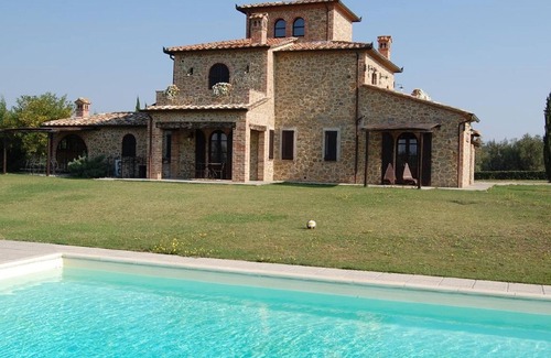 Ranciano Casa | Casa cerca de Lago di Chiusi con Piscina