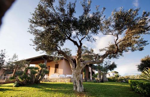 Custonaci Casa | Holiday Home Nicola Santoro