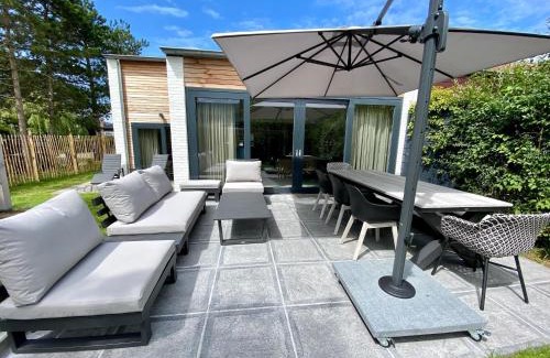 Nieuwvliet Casa | Holiday Home Nieuwvliet near Beach