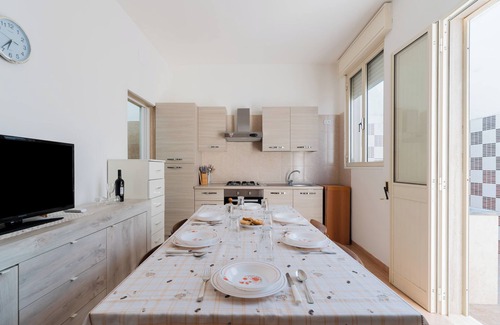 Torre Lapillo Casa | Casa de vacaciones 'Nina' con jardín privado y aire acondicionado