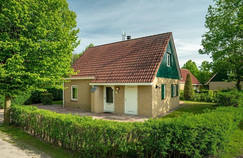Diessen Casa | Casa Vacacional en Brabant con Jardín y BBQ
