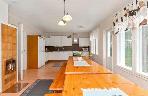 Sotkamo Casa | Holiday Home Nuottiniemi 7 by Interhome