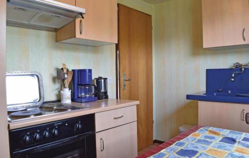 Oberelbert Casa | Holiday Home Oberelbert With A Patio 05