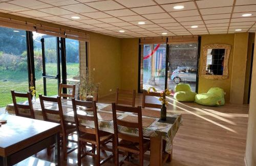 Beaugies-sous-Bois Apartamento | Holiday home on farm (La Ferme du Tao)
