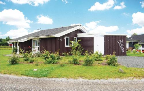 Pøt Strandby Casa | Holiday Home Pøt Strandby Denk Vi