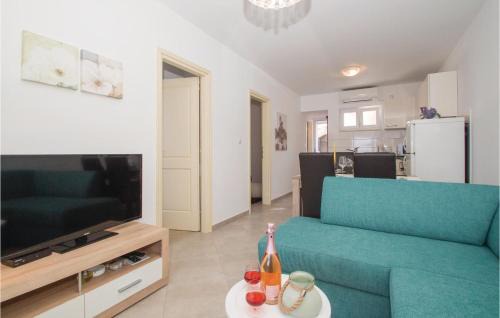 Orebic Casa | Holiday Home Peljesac-Dingac-Potocine With Outdoor Pool