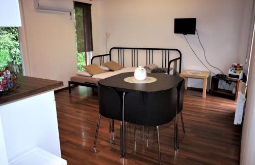 Dolni Branna Casa | Holiday Home Pod Liščím Kopcem 2-2 hot tube by Interhome