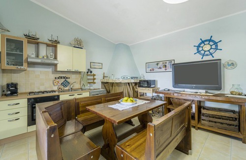Castiadas Casa | Casa de vacaciones 'Podere Le Palme' con vistas a la montaña, terraza privada y aire acondicionado