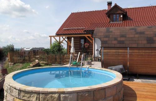 Uhlejov Casa | Holiday Home Růžovka by Interhome