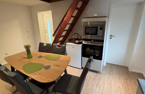 Schwerin Casa | Casa de vacaciones 'Rehblick Schwerin' con terraza privada, Wi-Fi y aire acondicionado
