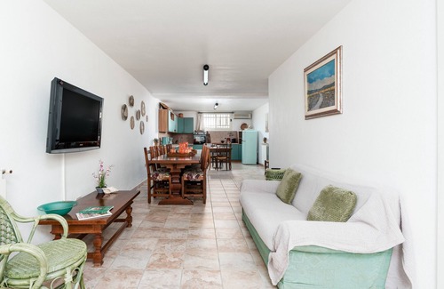 Orosei Casa | Casa vacacional 'Residenza Mediterranea' con vistas al mar, jardín y aire acondicionado