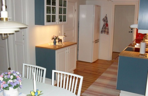 Mariestad Casa | Holiday home right by Lake Vänern