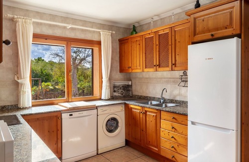 Muro Casa | Holiday Home 'Sa Pedrera' with Mountain View, Wi-Fi and Air Conditioning