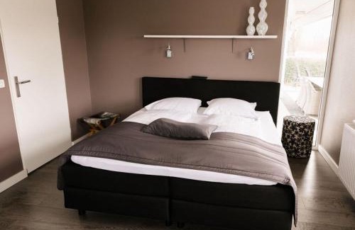 Makkum Apartamento | Holiday home Satijnduiker