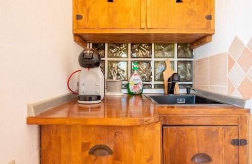 Cannigione Casa | Casa de vacaciones 'Seahouserent' con gran terraza con vistas al mar, jardín y Wi-Fi