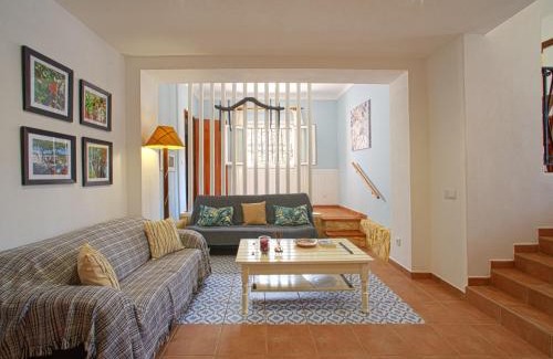 Mem Moniz Casa | Holiday Home Sebastião by Interhome