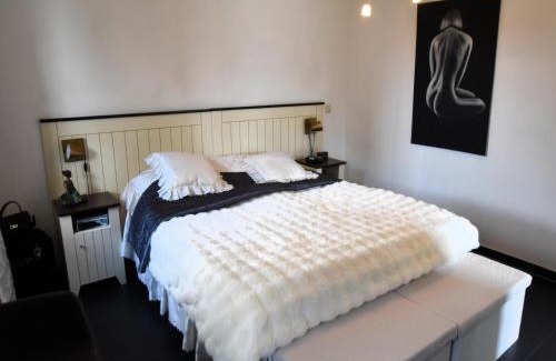 Municipality of Nissewaard Casa | Holiday Home Simonshaven by Lake Beach
