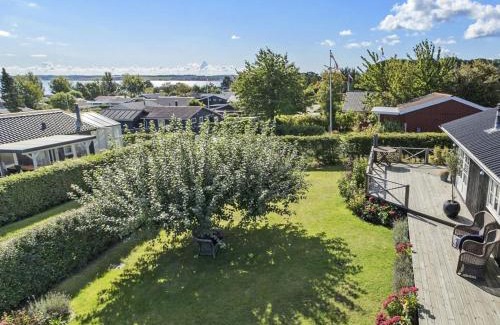 Horsens Casa | Holiday Home Sinika - 400m from the sea by Interhome