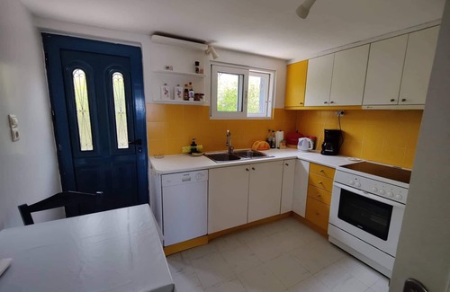 Agrilos Apartamento | Casa de vacaciones situada directamente en el mar, en una zona rural tranquila, en abgesc