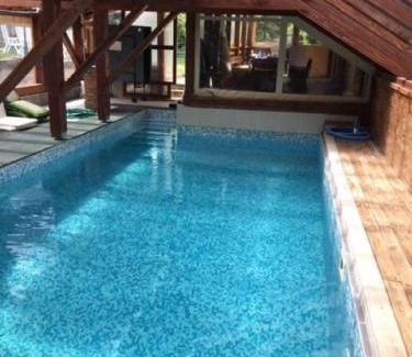 Cujica Krcevina Casa | Holiday Home Snow Hill
