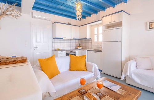 Kalafatis Casa | Casa de vacaciones 'Sunny Getaway In Lia Mykonos ' con vistas al mar, Wi-Fi y aire acondicionado