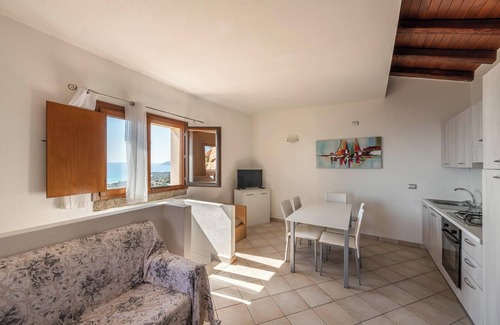 Costa Rei Casa | Casa de vacaciones 'Susy N5' con vistas al mar, piscina compartida y aire acondicionado