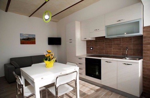 Bovara Apartamento | Casa de vacaciones al atardecer
