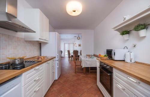 Vrelo Korenicko Casa | Holiday Home Tisa