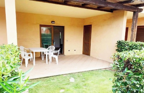 Murta Maria Casa | Casa de vacaciones 'Turchese' con vistas a la montaña, piscina, terraza y aire acondicionado