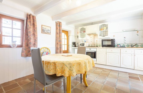 Rosporden Casa | Casa de vacaciones 'Ty Bihan' con terraza privada y jardín privado