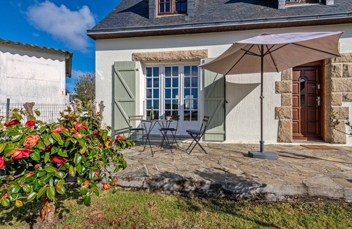 Camaret-sur-Mer Casa | Casa de vacaciones 'Typenhir' con terraza privada, jardín privado y Wi-Fi