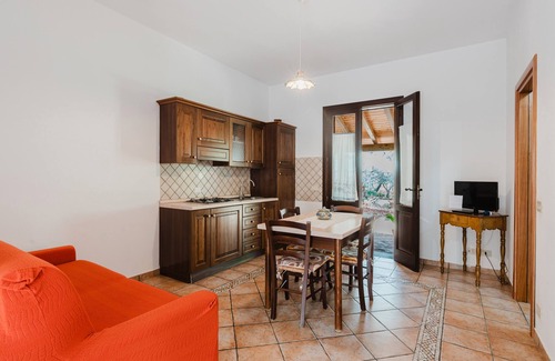 Castelluzzo Casa | Casa de vacaciones 'Un Viaggio Nella Rilassante Natura' con vistas a la montaña