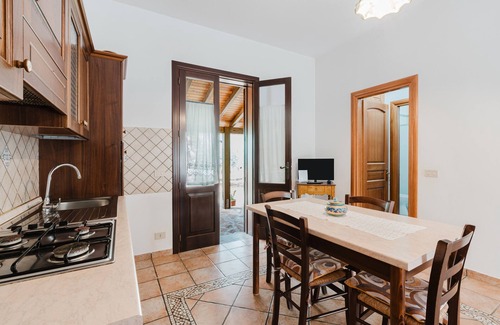 Castelluzzo Casa | Casa de vacaciones 'Un Viaggio Nella Rilassante Natura' con vistas a la montaña