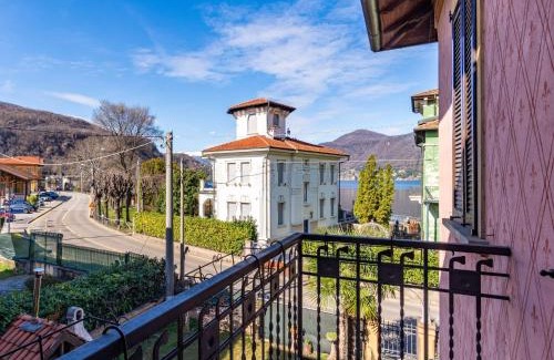Porto Ceresio Casa | Holiday Home Valentina by Interhome