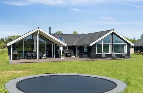 Vejby Casa | Holiday Home Vara - 800m from the sea by Interhome