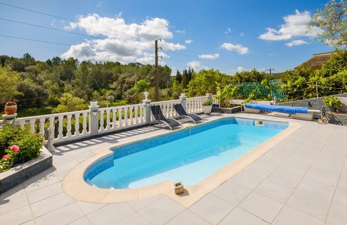 Le Tignet Villa | Casa de vacaciones 'Villa 6 Pers Avec Piscine' con piscina privada, Wi-Fi y aire acondicionado
