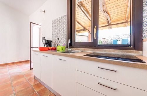 Villaggio delle Mimose Casa | Casa de vacaciones 'Villa Bella Solanas - Cuili Murvoni' con vistas a la montaña