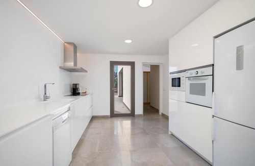 Manacor Casa | Casa "Villa Can Llorenç" con Wi-Fi, aire acondicionado, piscina y terraza