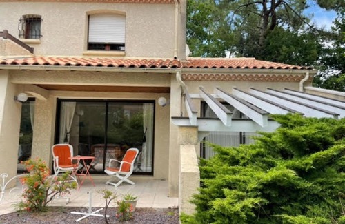 Ronce-les-Bains Casa | Casa de vacaciones 'Villa Entre Océan Et Pinède' con terraza privada, jardín privado y Wi-Fi