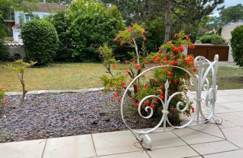Ronce-les-Bains Casa | Casa de vacaciones 'Villa Entre Océan Et Pinède' con terraza privada, jardín privado y Wi-Fi