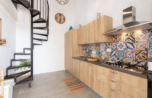 Menfi Casa | Casa de vacaciones 'Villa Gioberta, Bertolino' con piscina compartida, Wi-Fi y aire acondicionado