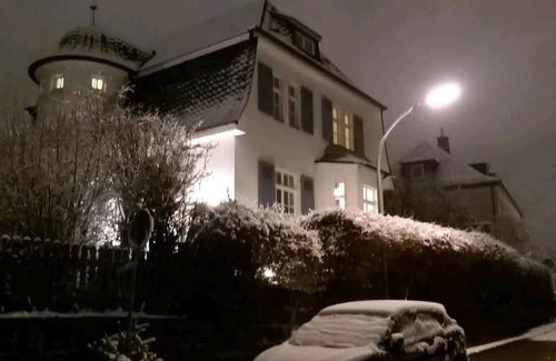 Meschede Casa | Holiday Home 'Villa Meschede' with Private Terrace and Private Garden