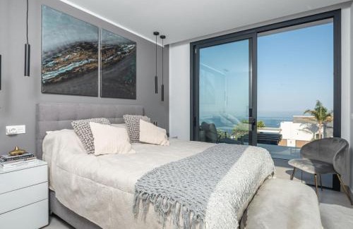 Manilva Casa | Holiday Home Villa Morris by Interhome